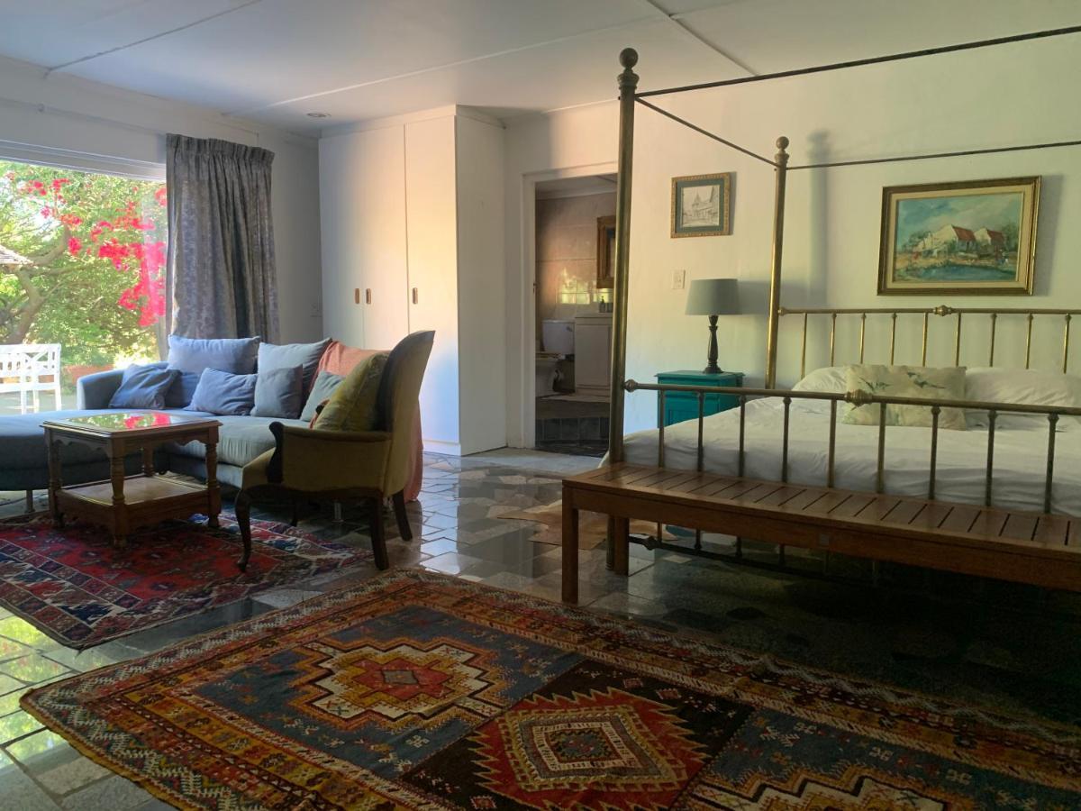 The Little Hideaway Guesthouse Стелленбос Екстер'єр фото