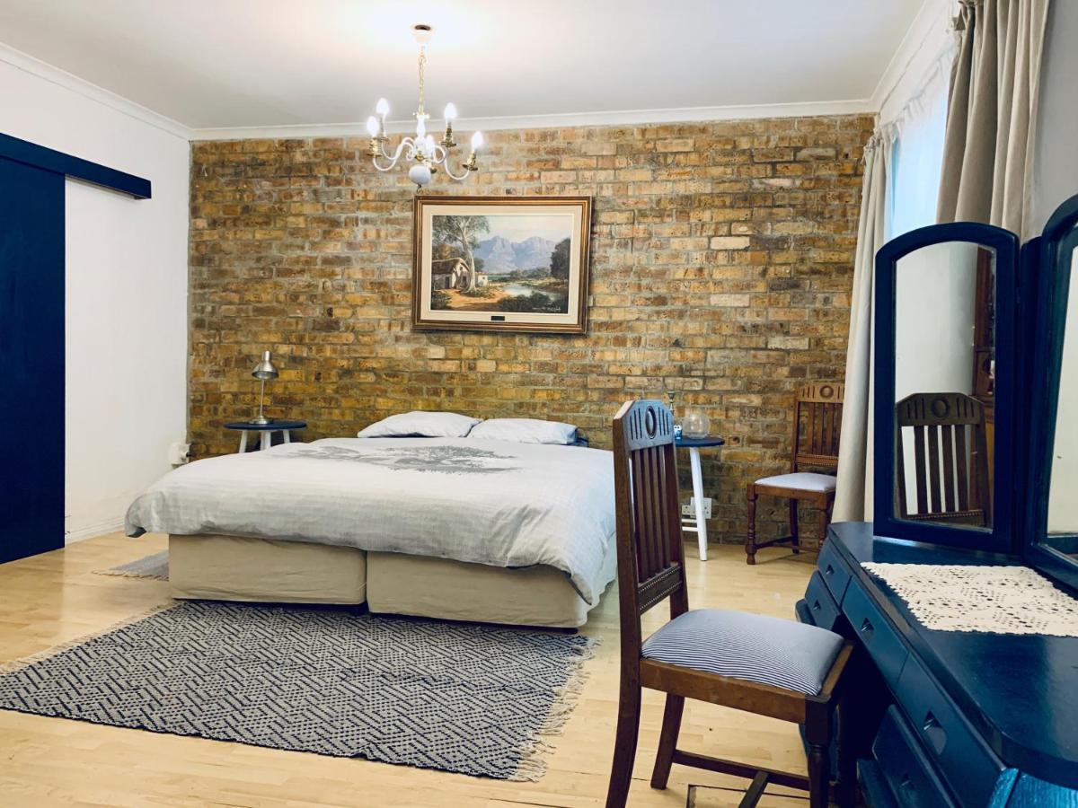 The Little Hideaway Guesthouse Стелленбос Екстер'єр фото