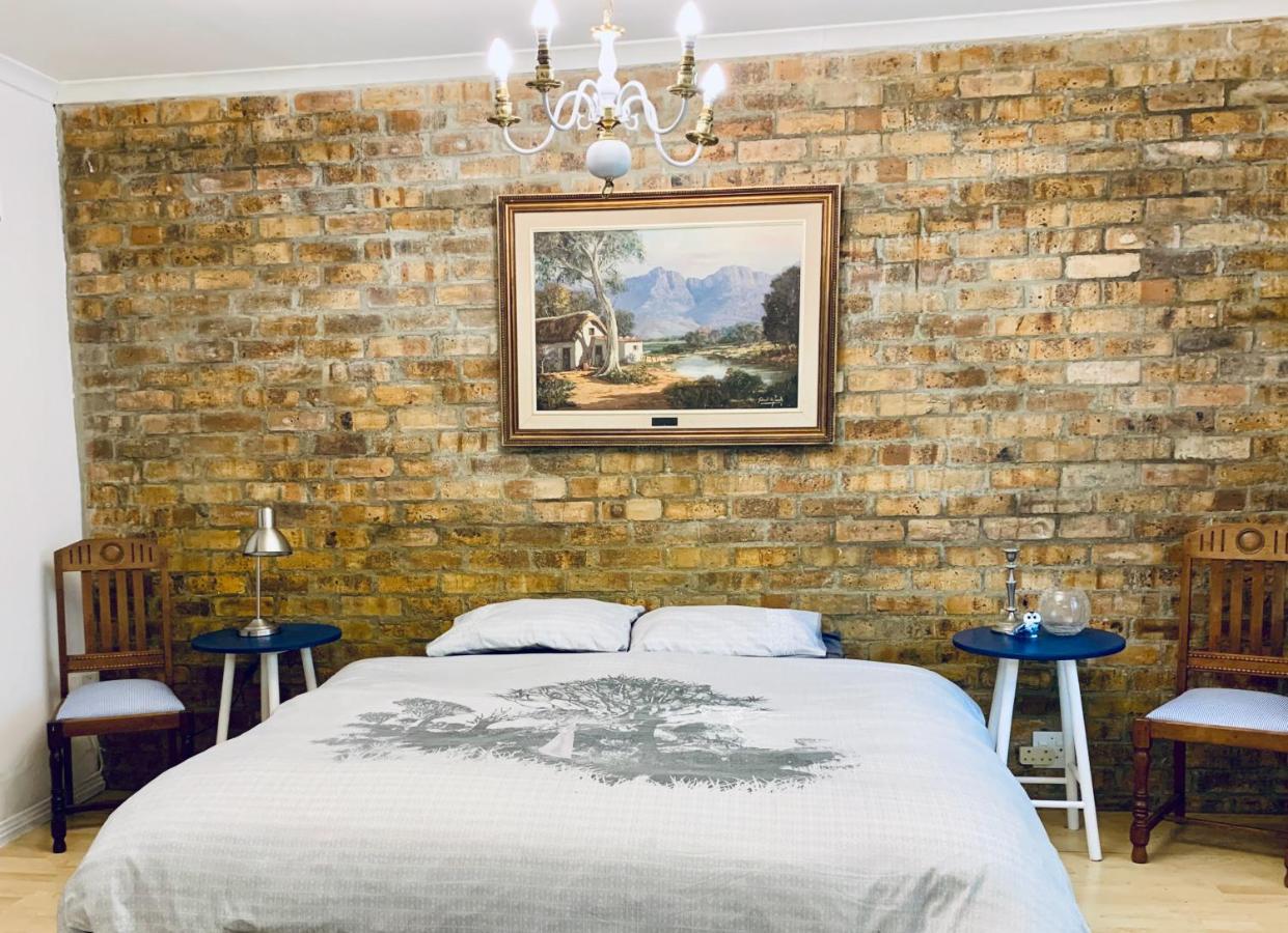 The Little Hideaway Guesthouse Стелленбос Екстер'єр фото