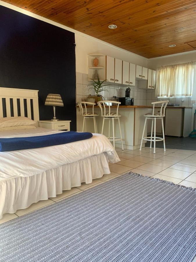 The Little Hideaway Guesthouse Стелленбос Екстер'єр фото