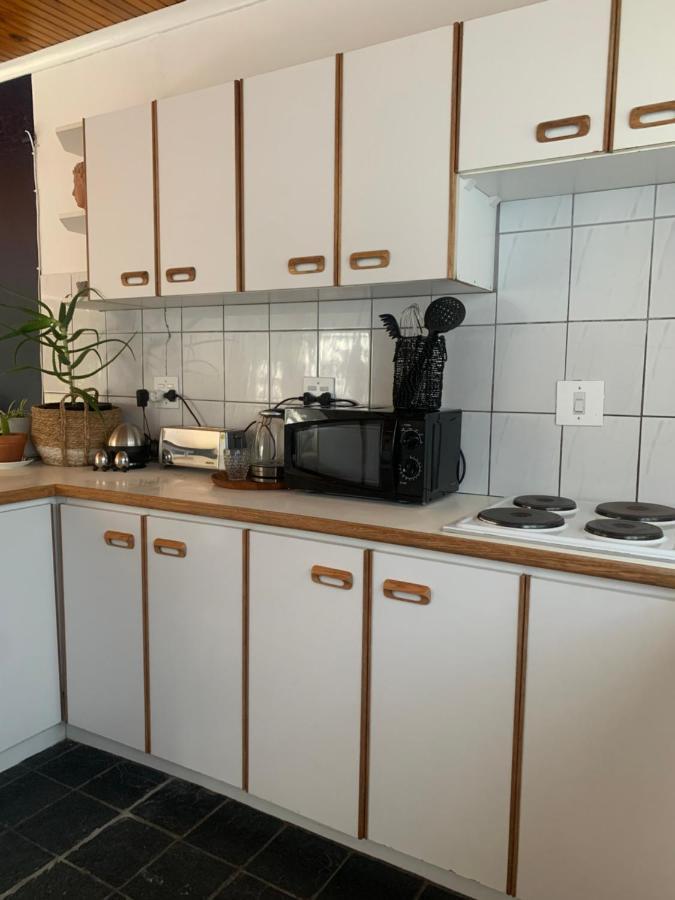 The Little Hideaway Guesthouse Стелленбос Екстер'єр фото